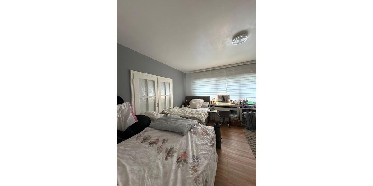 Etagenwohnung Offenbach am Main Bürgel - 3 Zimmer, 95 m&sup2;, 1.492&euro; | Angebot:26582675