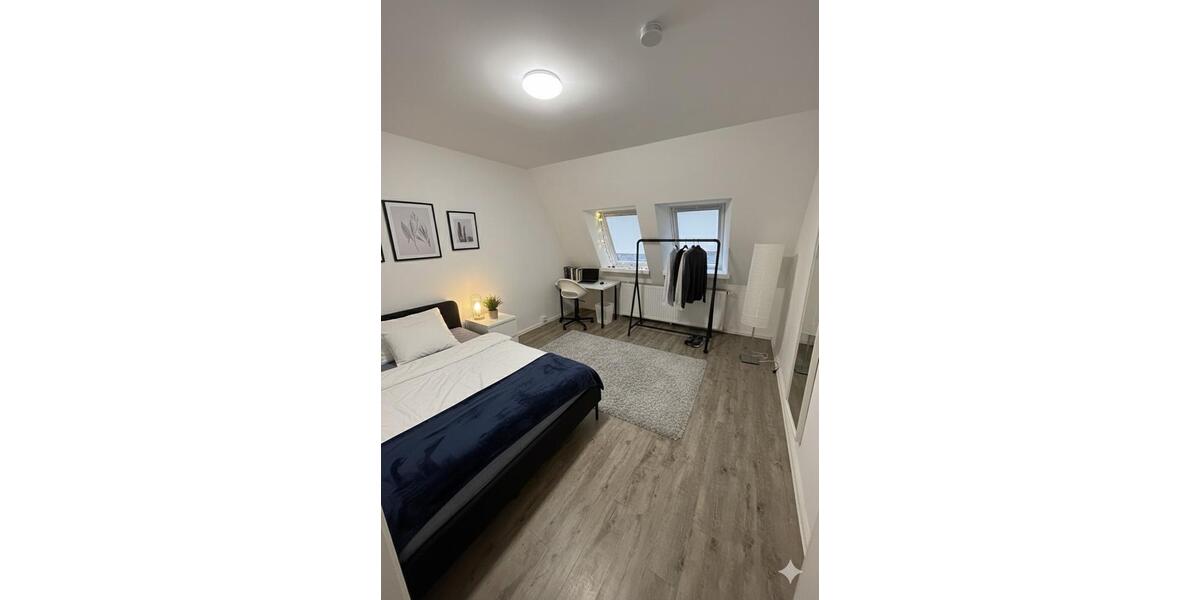 Etagenwohnung Berlin Treptow-Köpenick - 5 Zimmer, 23 m&sup2;, 625&euro; | Angebot:25257414