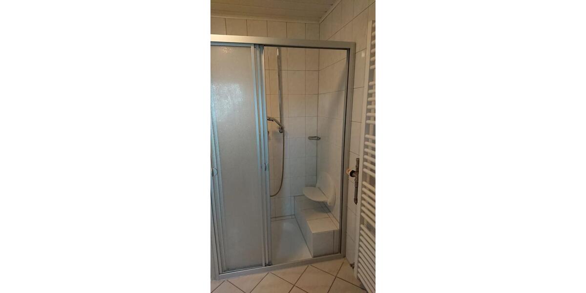 Bungalow Nittenau - 2 Zimmer, 65 m&sup2;, 620&euro; | Angebot:26237541