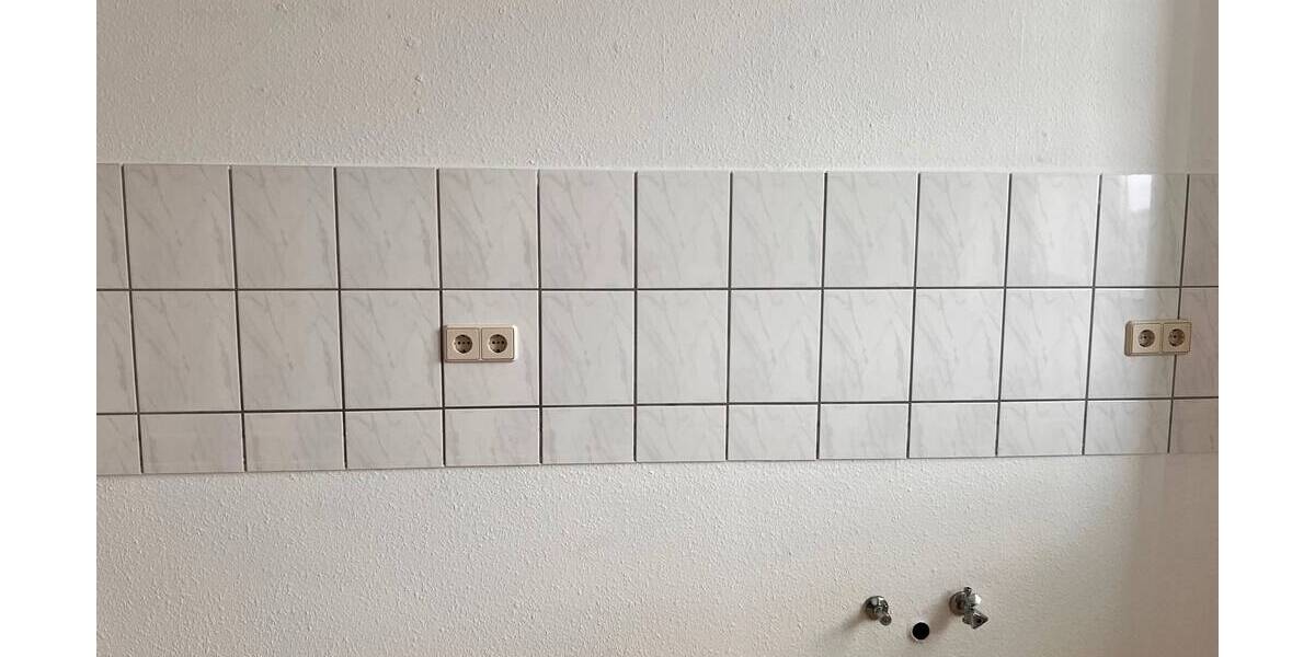 Etagenwohnung Plauen Stadtmitte - 2 Zimmer, 64 m&sup2;, 322&euro; | Angebot:26319823