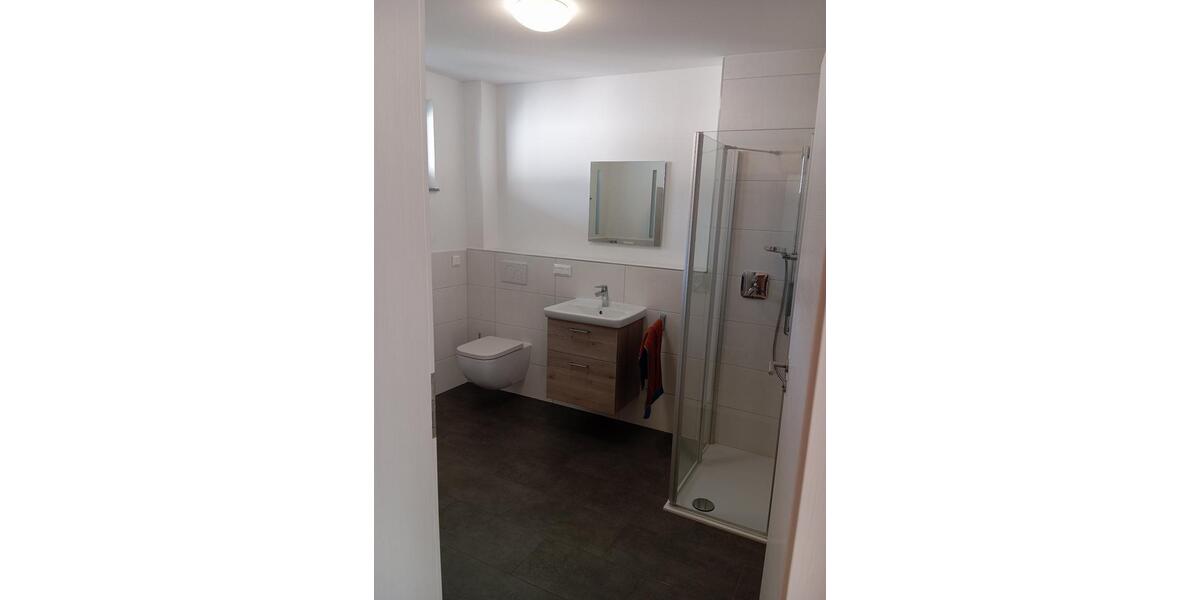 Etagenwohnung Ebersdorf bei Coburg - 2 Zimmer, 65 m&sup2;, 850&euro; | Angebot:25403383