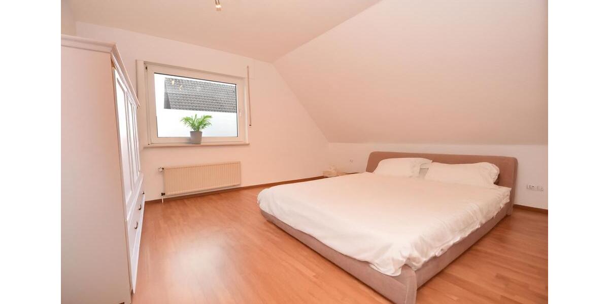 Dachgeschoßwohnung Friesoythe - 4 Zimmer, 89 m&sup2;, 650&euro; | Angebot:25804881