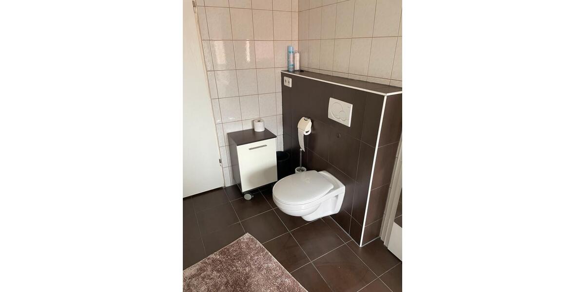 Dachgeschoßwohnung Wolfsburg Alt-Wolfsburg - 2 Zimmer, 90 m&sup2;, 750&euro; | Angebot:25298923