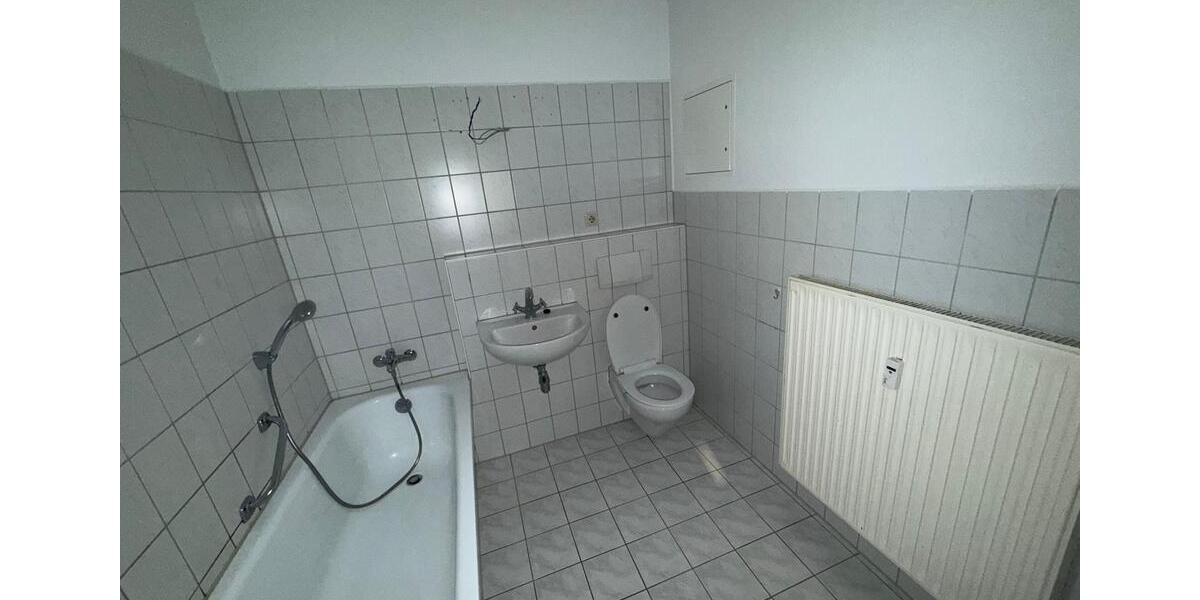 Tolle 3-Raum-DG-Wohnung mit herrlichem Blick über Greiz 3 zimmer