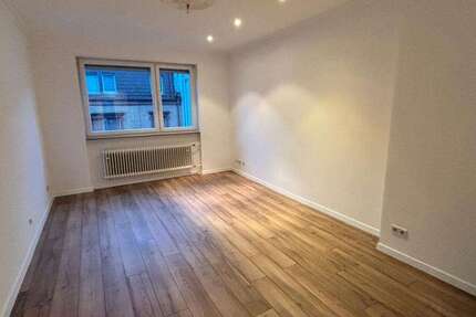 Wohnung zum Mieten in Kaiserslautern 950 € 90 m² 4 zimmer