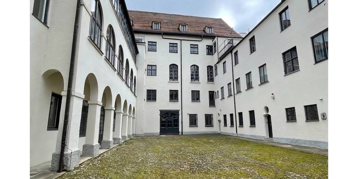 Etagenwohnung Augsburg Innenstadt - 4 Zimmer, 139 m&sup2;, 1.450&euro; | Angebot:26731120