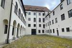 Etagenwohnung Augsburg Innenstadt - 4 Zimmer, 139 m&sup2;, 1.450&euro; | Angebot:26731120