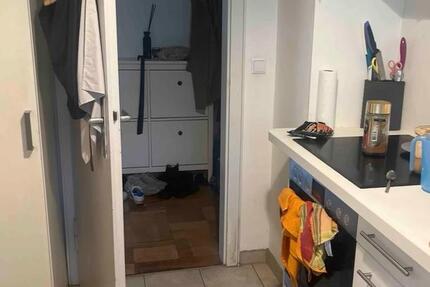 2 Zimmer-Wohnung in Zuffenhausen zimmer