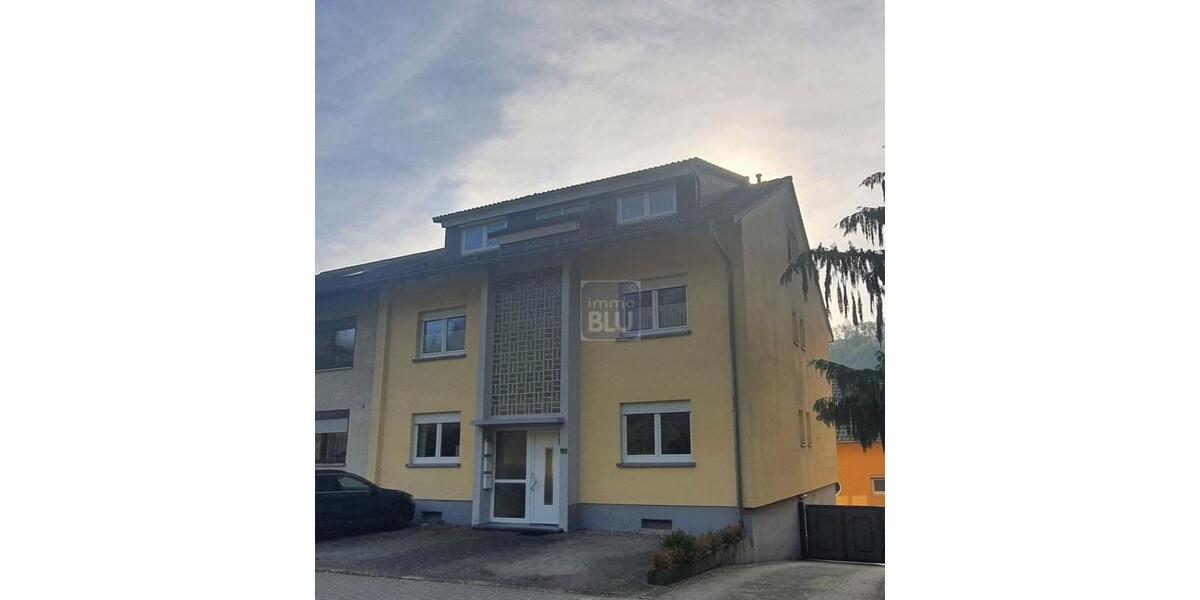 Dachgeschoßwohnung Weingarten (Baden) - 3 Zimmer, 69 m&sup2;, 700&euro; | Angebot:26070516