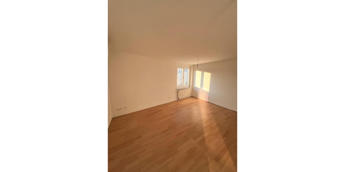 Etagenwohnung Eggenstein-Leopoldshafen Leopoldshafen - 3 Zimmer, 89 m&sup2;, 1.350&euro; | Angebot:26496482