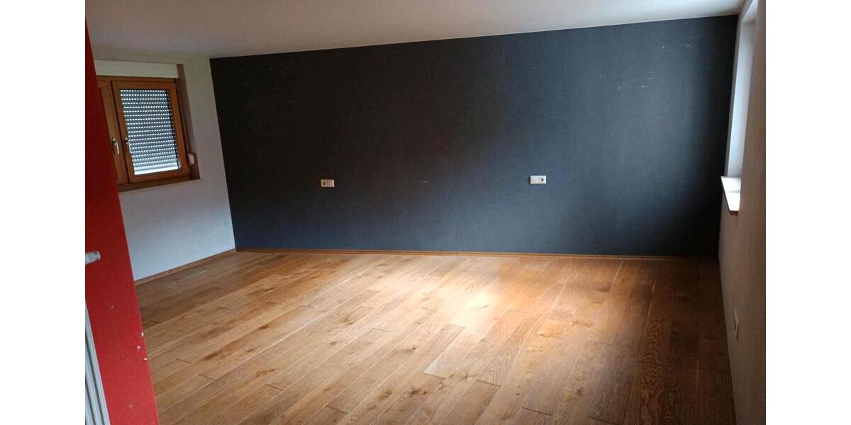 Etagenwohnung Sontheim an der Brenz - 6 Zimmer, 180 m&sup2;, 1.450&euro; | Angebot:26312704