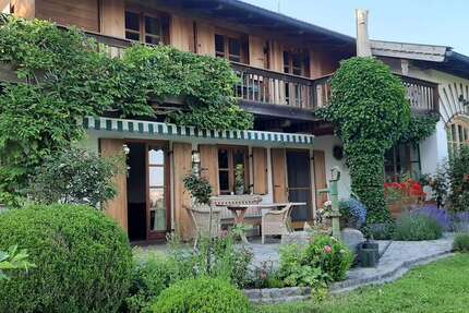 Wohnung Chieming - 3 Zimmer, 110 m&sup2;, 1.800&euro; | Angebot:26190499