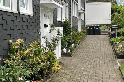 Sehr schöne Erdgeschosswohnung mit Balkon in zentrumsnaher Lage 3 zimmer