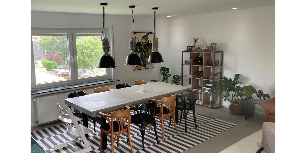 Wohnen auf Zeit Olpe - 7 Zimmer, 160 m&sup2;, 80&euro; | Angebot:26438470