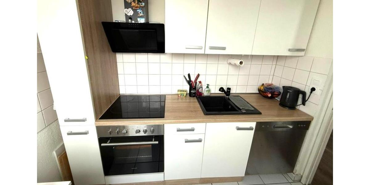 *** EBK 650 EUR gg Abstand - D U S C H E + LAMINAT + Balkon - Tiefgarage - grüne BETZENBERG Lage *** 3 zimmer