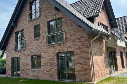 stilvoller NEUBAU Maisonette mit Balkon, EBK, Carport + Keller 4 zimmer