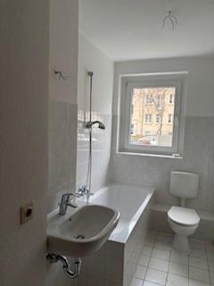 Erdgeschoßwohnung Zeitz - 2 Zimmer, 50 m&sup2;, 320&euro; | Angebot:24890586