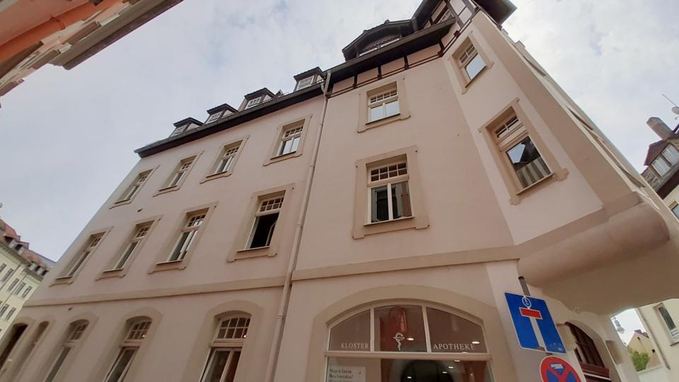 Büro- und Praxisfläche in attraktiver Lage zu vermieten! 2. OG mit Aufzug!
