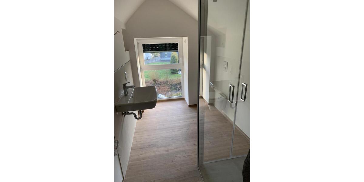 Dachgeschoßwohnung Gummersbach Berstig Süd - 4 Zimmer, 78 m&sup2;, 860&euro; | Angebot:26686425
