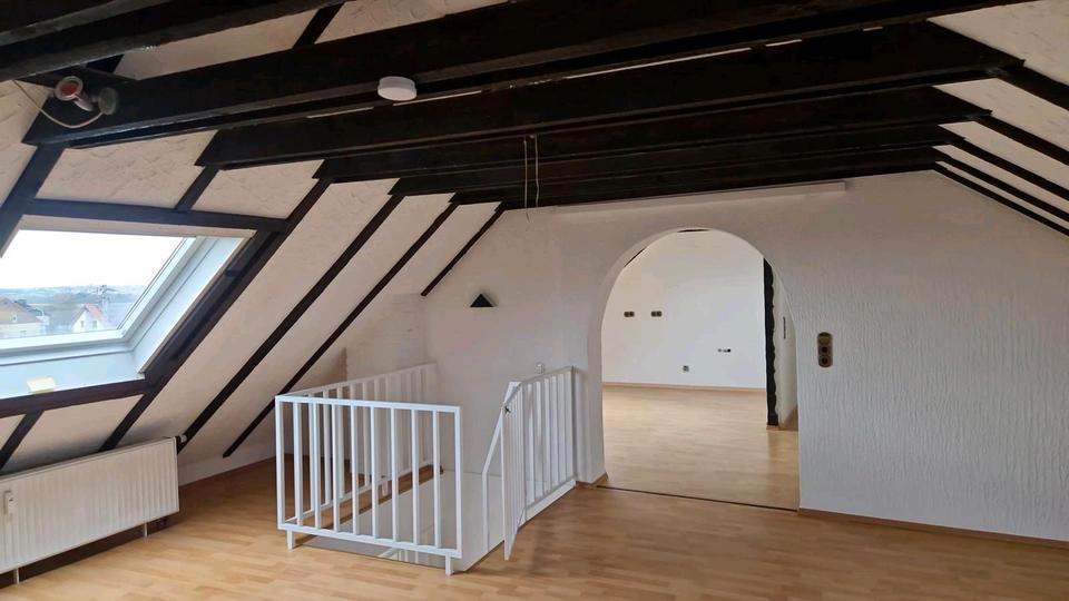 Dachgeschoßwohnung Bechhofen - 1 Zimmer, 48 m&sup2;, 216&euro; | Angebot:24714668