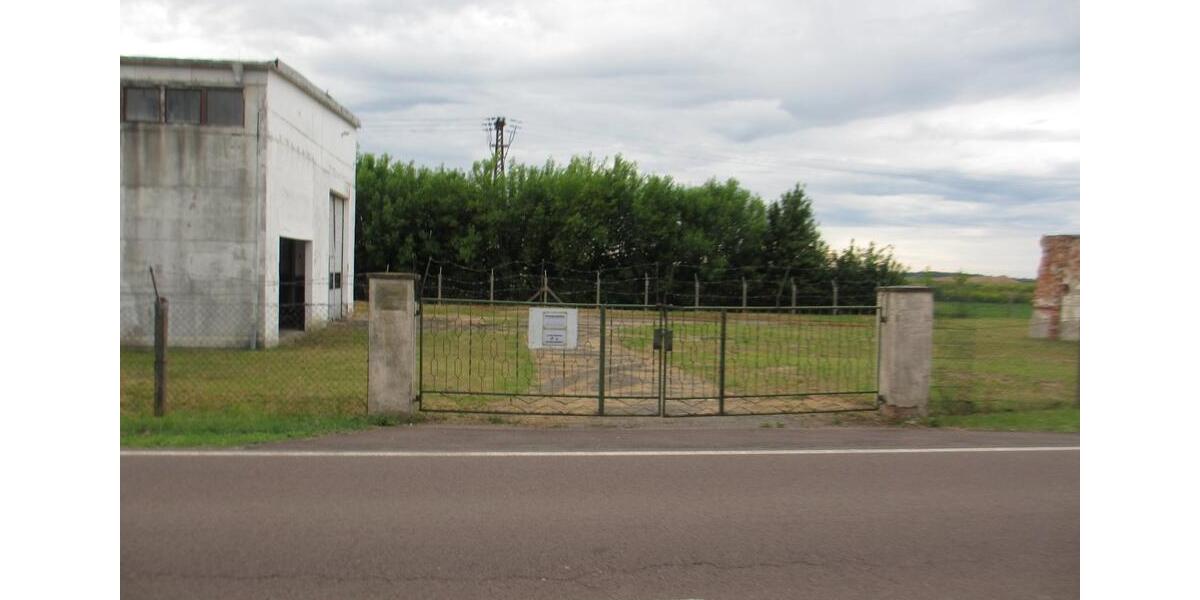 Gewerbeobjekt Südliches Anhalt Pfaffendorf - 100.000&euro; | Angebot:24435906