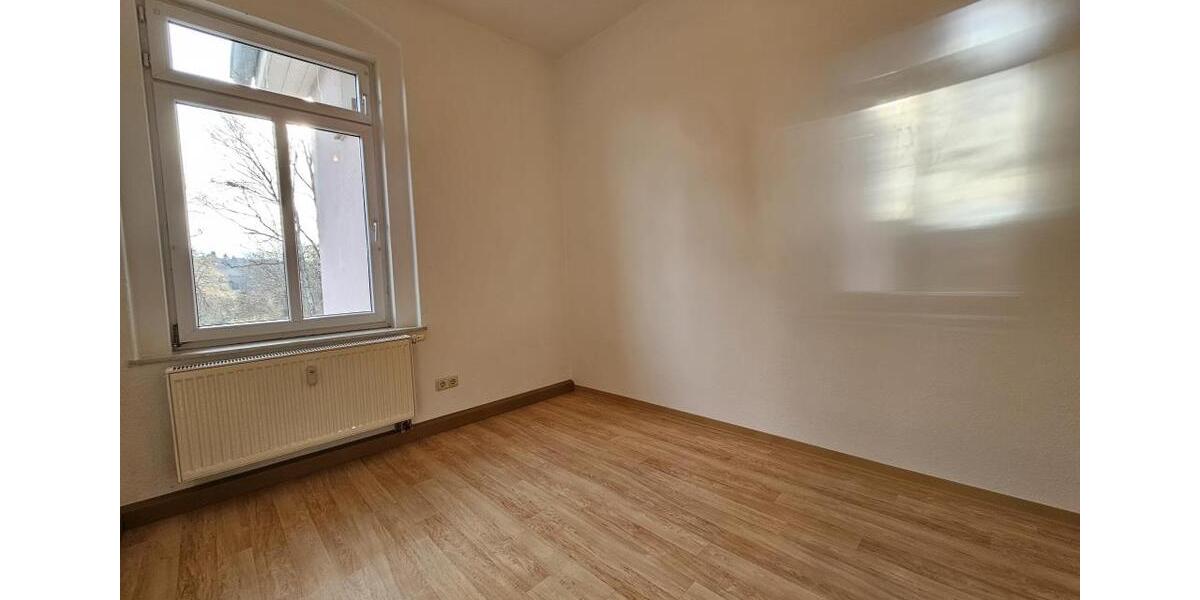 Etagenwohnung Werdau - 3 Zimmer, 60 m&sup2;, 332&euro; | Angebot:26662738
