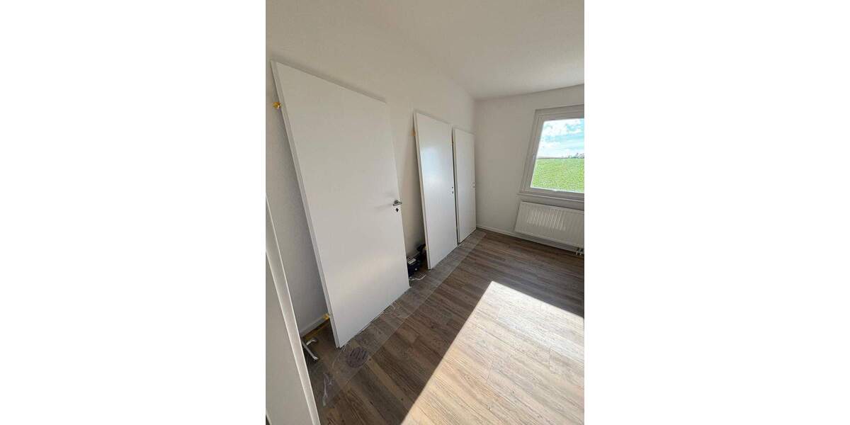 Etagenwohnung Leisnig Kroptewitz - 3 Zimmer, 65 m&sup2;, 355&euro; | Angebot:25688923