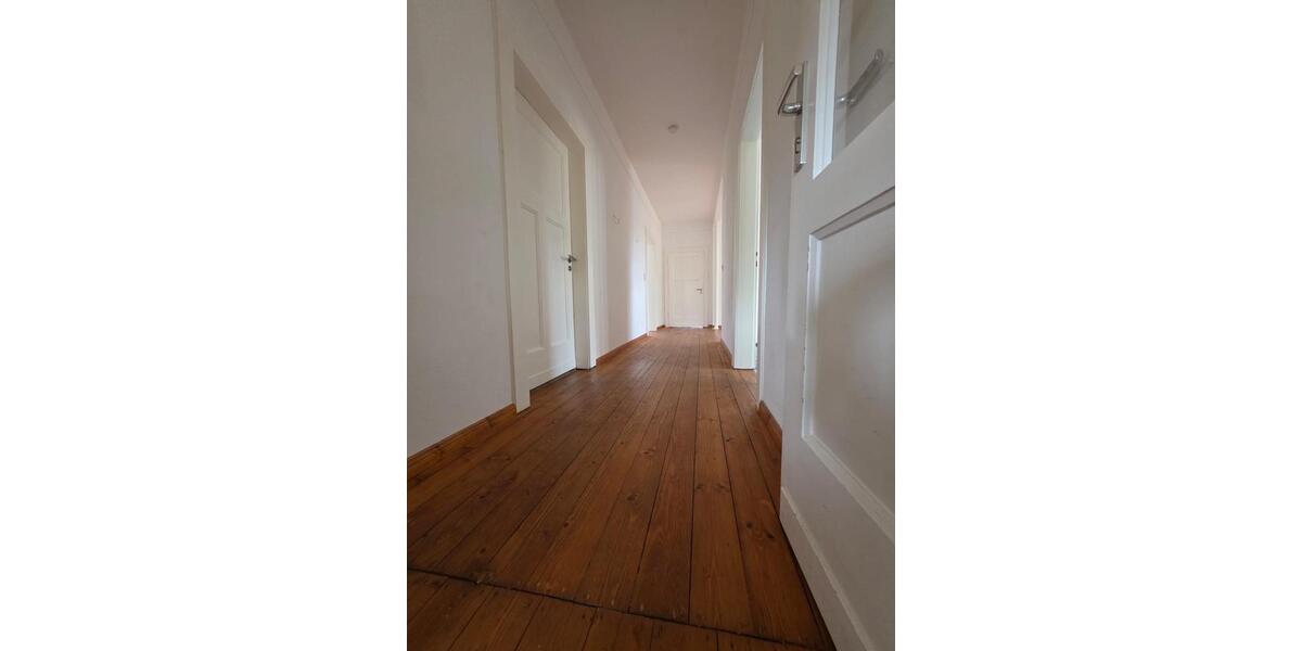 Dachgeschoßwohnung Porta Westfalica - 2.5 Zimmer, 90 m&sup2;, 750&euro; | Angebot:25353890