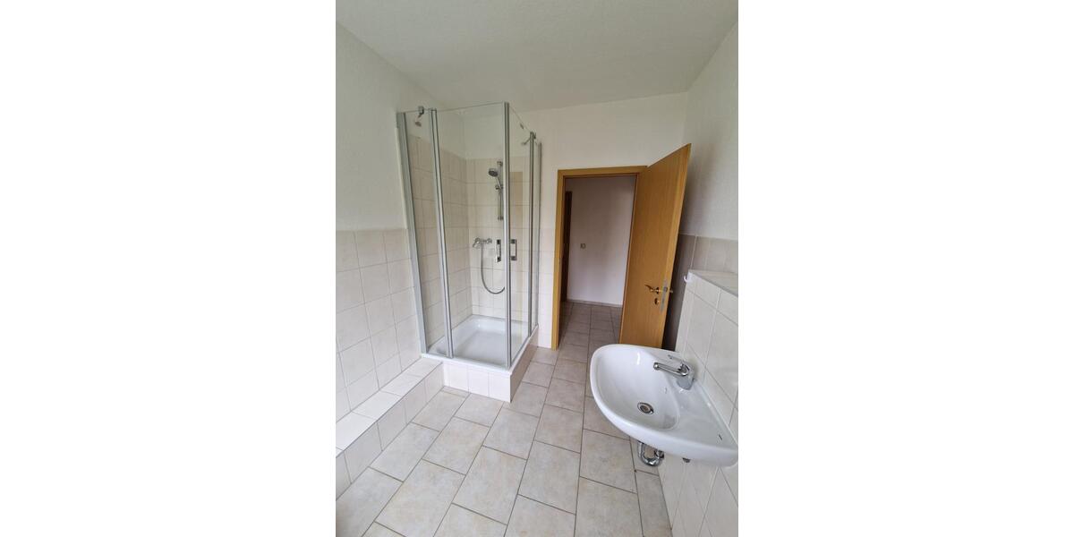 Etagenwohnung Ballenstedt - 2 Zimmer, 43 m&sup2;, 270&euro; | Angebot:25843381