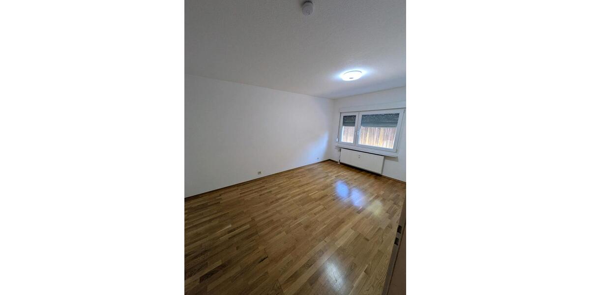 Erdgeschoßwohnung Villingen-Schwenningen Schwenningen - 2.5 Zimmer, 57 m&sup2;, 750&euro; | Angebot:26214512