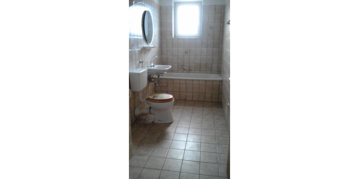 Etagenwohnung Wiesau Kornthan - 2 Zimmer, 51 m&sup2;, 295&euro; | Angebot:26278121