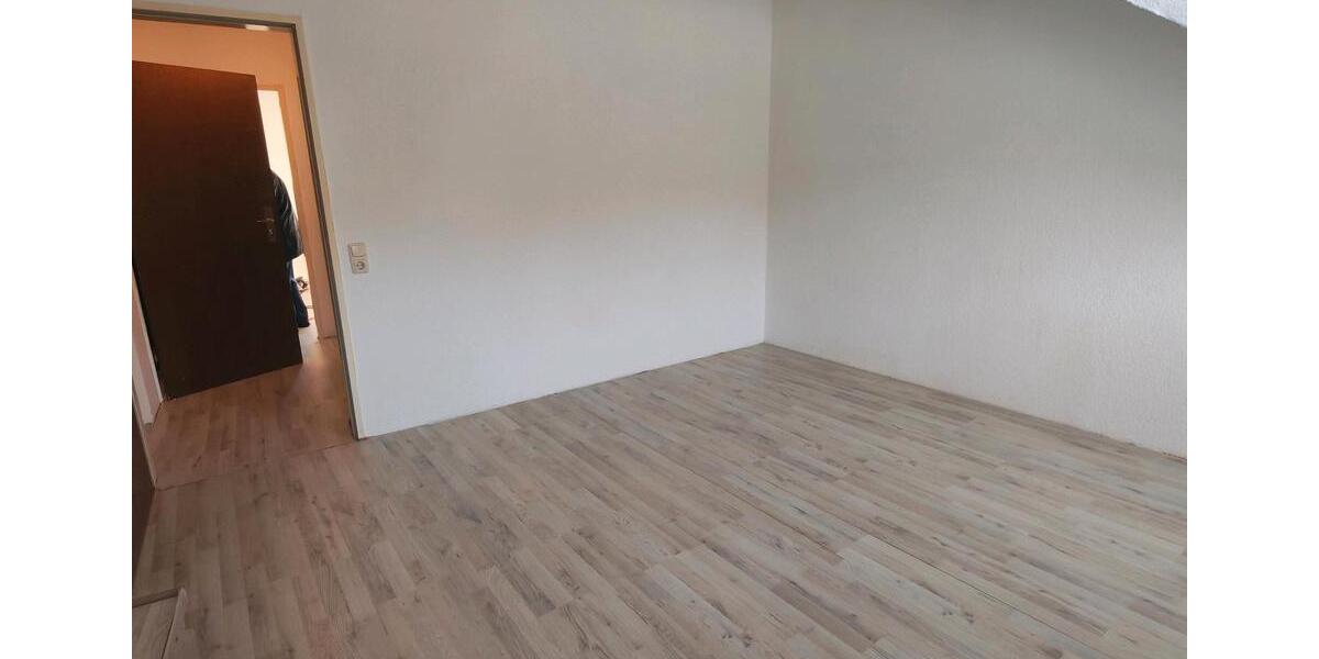 Dachgeschoßwohnung Stolberg (Rheinland) - 1 Zimmer, 45 m&sup2;, 390&euro; | Angebot:25405164