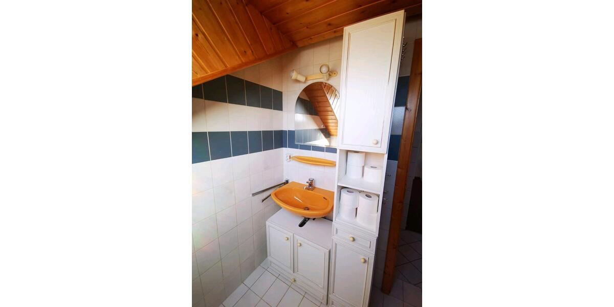 Dachgeschoßwohnung Fußgönheim - 2 Zimmer, 55 m&sup2;, 750&euro; | Angebot:25382128