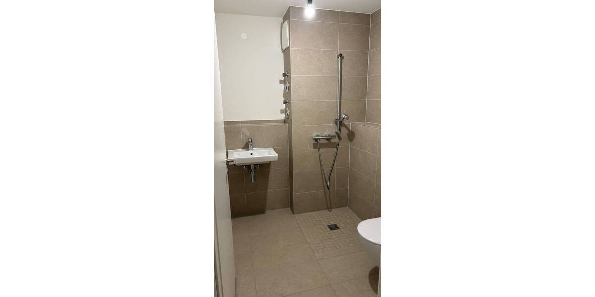 Etagenwohnung Frankfurt am Main Bockenheim - 3 Zimmer, 84 m&sup2;, 1.655&euro; | Angebot:26157447