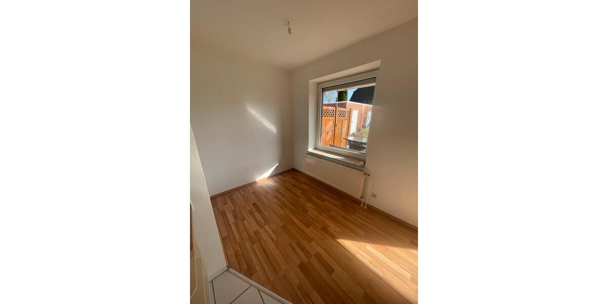 Erdgeschoßwohnung Geestland - 3 Zimmer, 70 m&sup2;, 950&euro; | Angebot:26222887