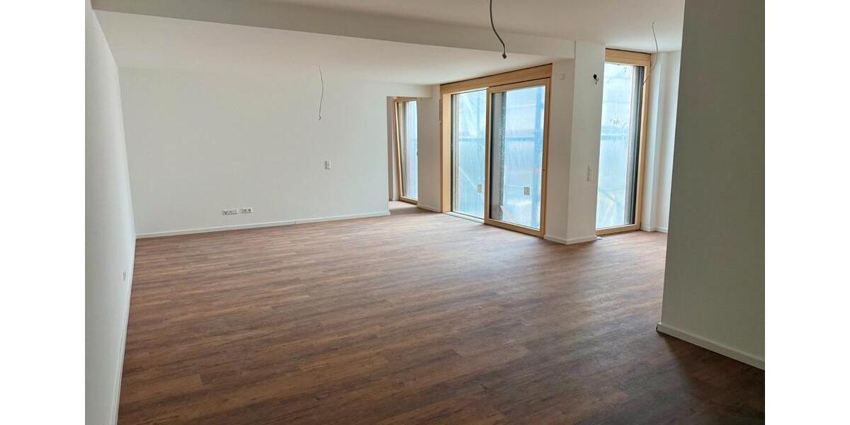 Erdgeschoßwohnung Eggenfelden - 2 Zimmer, 86 m&sup2;, 1.120&euro; | Angebot:26225223