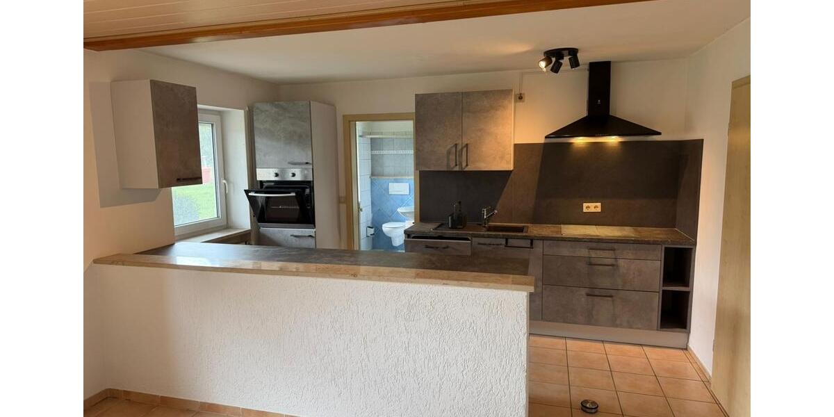 Etagenwohnung Burgoberbach - 2 Zimmer, 68 m&sup2;, 660&euro; | Angebot:25716698