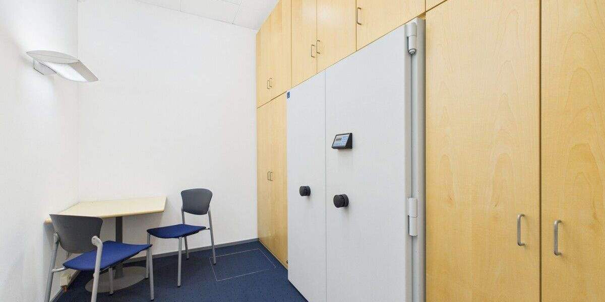 Gewerbeobjekt Regensburg / Prüfening Westenviertel - 8 Zimmer, 199 m&sup2;, 4.700&euro; | Angebot:25704935