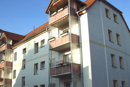 Wohnung Nienburg (Saale) - 2 Zimmer, 59 m&sup2;, 360&euro; | Angebot:25782197