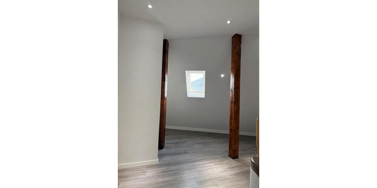 Etagenwohnung Landau in der Pfalz - 5 Zimmer, 125 m&sup2;, 1.200&euro; | Angebot:24467106