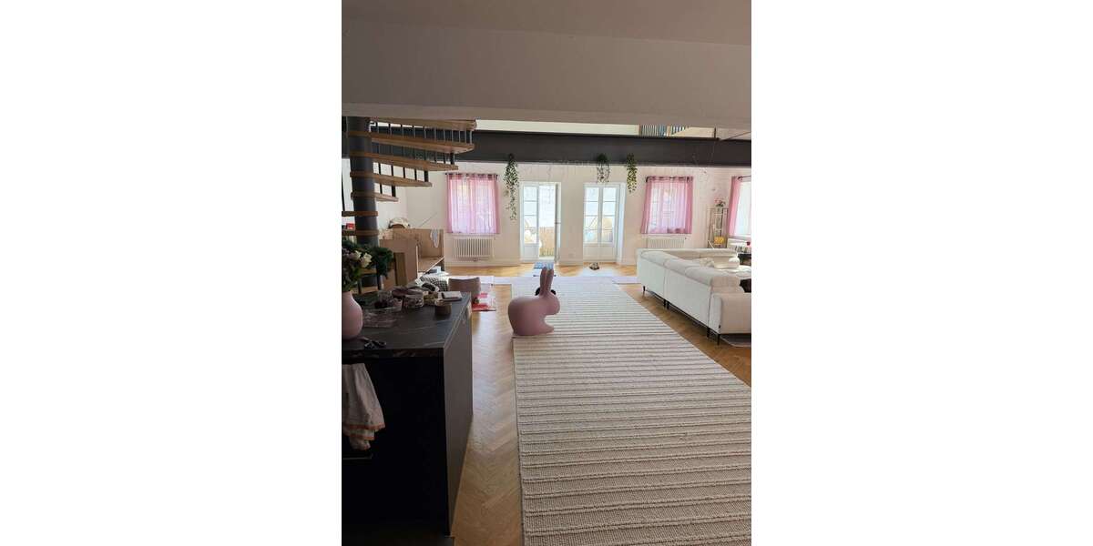 Etagenwohnung Augsburg - 5 Zimmer, 254 m&sup2;, 3.500&euro; | Angebot:26310677