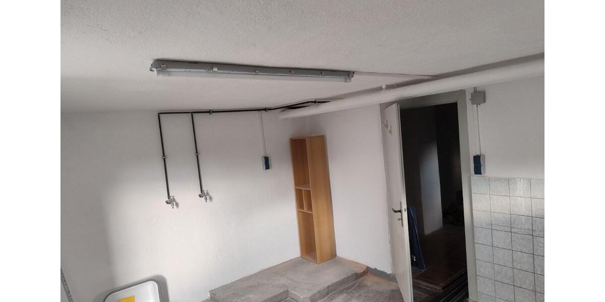 Einfamilienhaus Dettelbach - 7 Zimmer, 120 m&sup2;, 1.100&euro; | Angebot:26227861