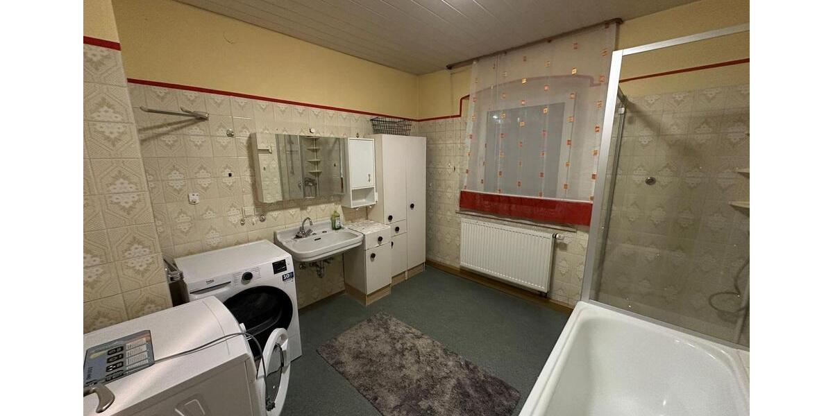 Wohnen auf Zeit Wunsiedel - 10 Zimmer, 75 m&sup2;, 20&euro; | Angebot:23569878