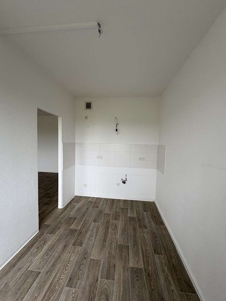 Wohnung zum Mieten in Gera 290 € 54.08 m² 2 zimmer