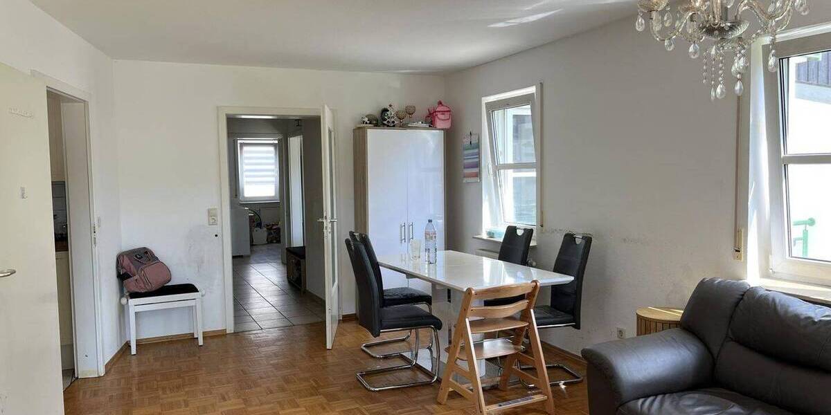 Etagenwohnung Freudenstadt - 3 Zimmer, 94 m&sup2;, 1.025&euro; | Angebot:26753295