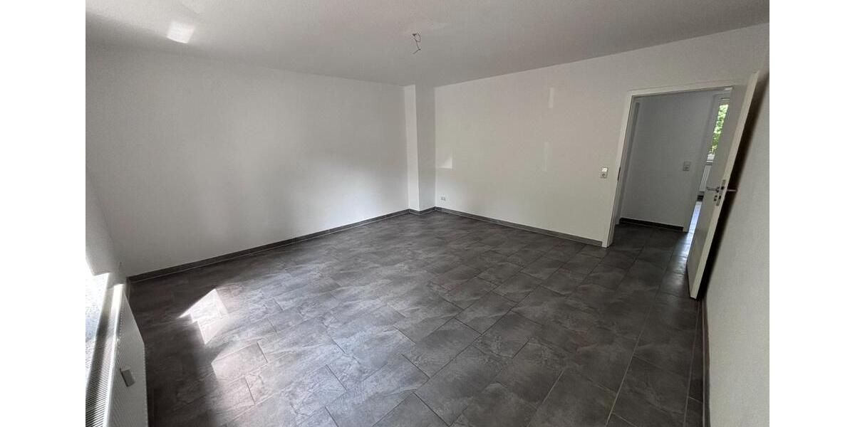 3 Zimmer Erdgeschoss Wohnung mit Balkon - ab sofort beziehbar - 3 zimmer