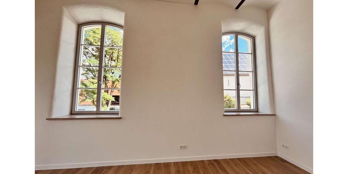 Erdgeschoßwohnung Großaitingen - 4 Zimmer, 134 m&sup2;, 2.550&euro; | Angebot:24689923