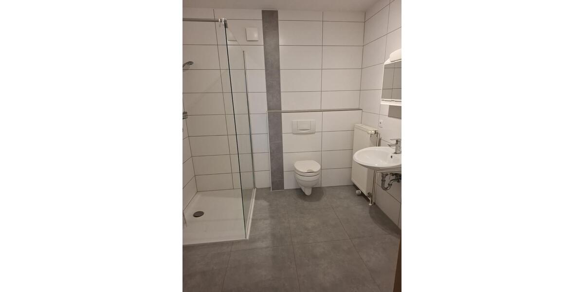 Erdgeschoßwohnung Jembke - 4 Zimmer, 90 m&sup2;, 800&euro; | Angebot:24715512