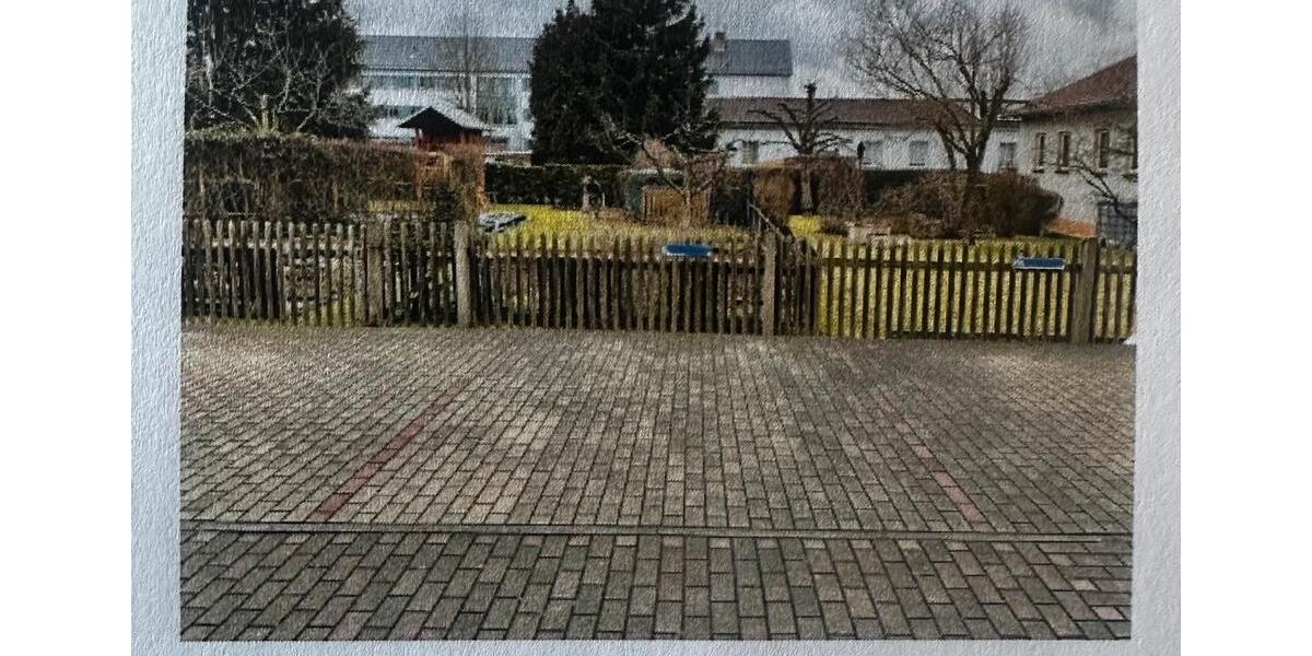 Erdgeschoßwohnung Pößneck - 3 Zimmer, 62 m&sup2;, 434&euro; | Angebot:25768698