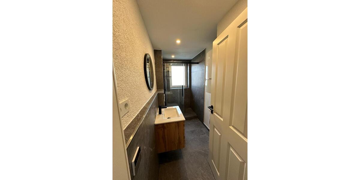 Etagenwohnung Nienburg (Saale) - 2 Zimmer, 50 m&sup2;, 375&euro; | Angebot:24737635